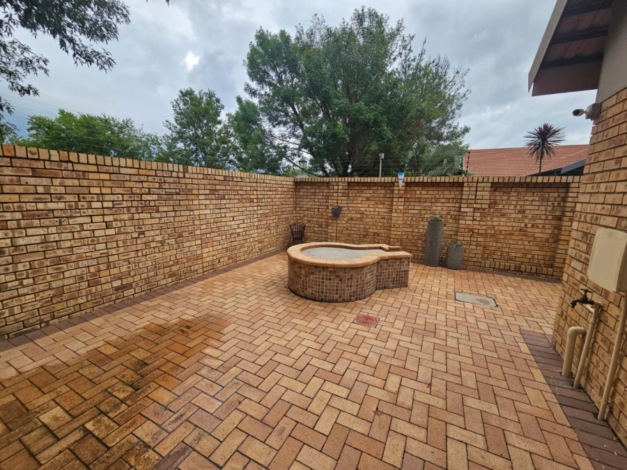 3 Bedroom Property for Sale in Vaalpark Free State